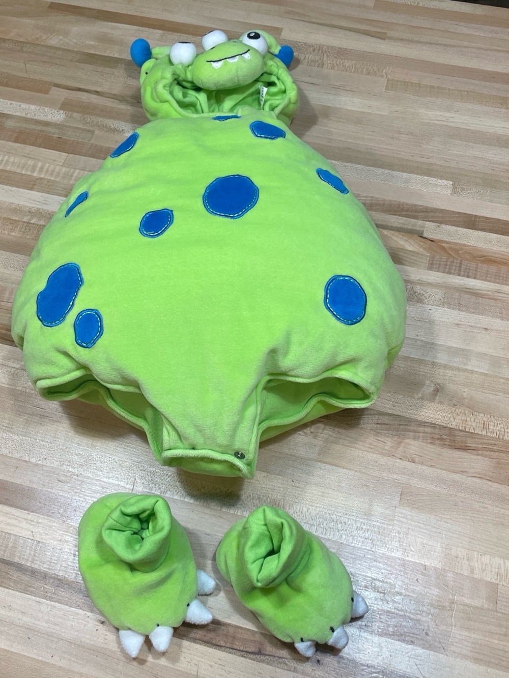 The Children's Place Bright Lime Green Monster Costume with Blue Spots